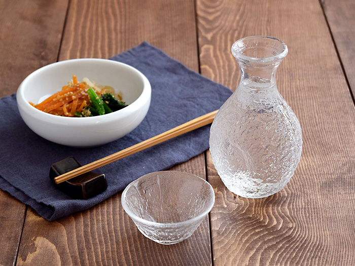 ガラス徳利 1合 岩模様 クリア