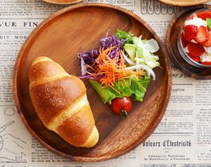 コーデが決まる木製テーブルウェア どんなテイストもまとめます