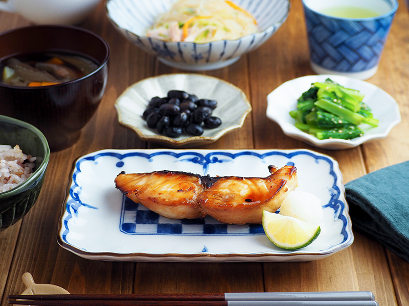 焼き魚やお刺身が映えるオシャレな 角皿 売れ筋ランキング オシャレで安い和食器 洋食器の通販専門店テーブルウェアイースト