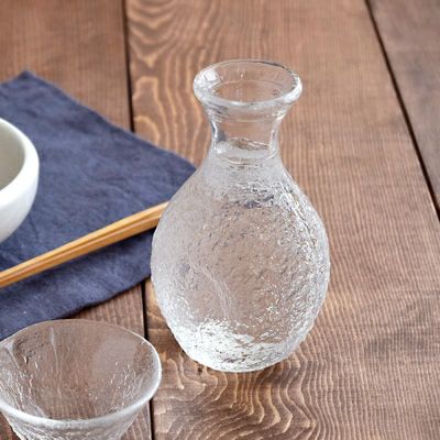 日本酒におすすめの酒器10選！おちょこや徳利など種類別にご紹介