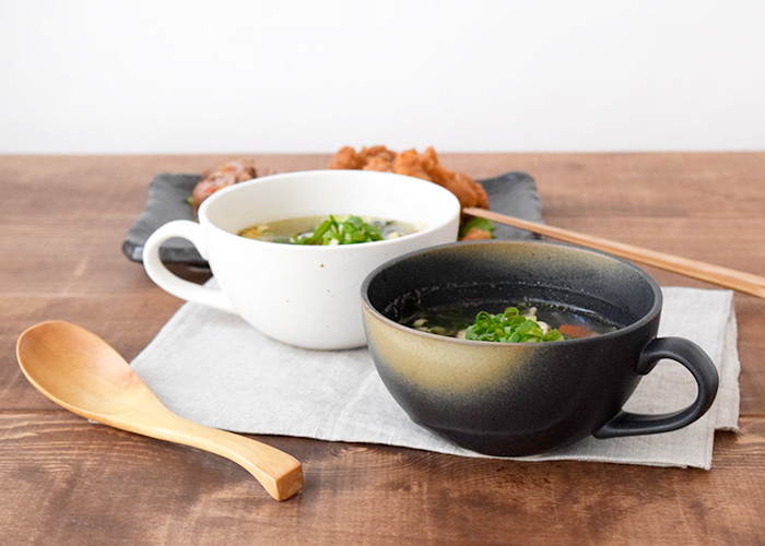 和の趣たっぷりな石目模様のスープカップ