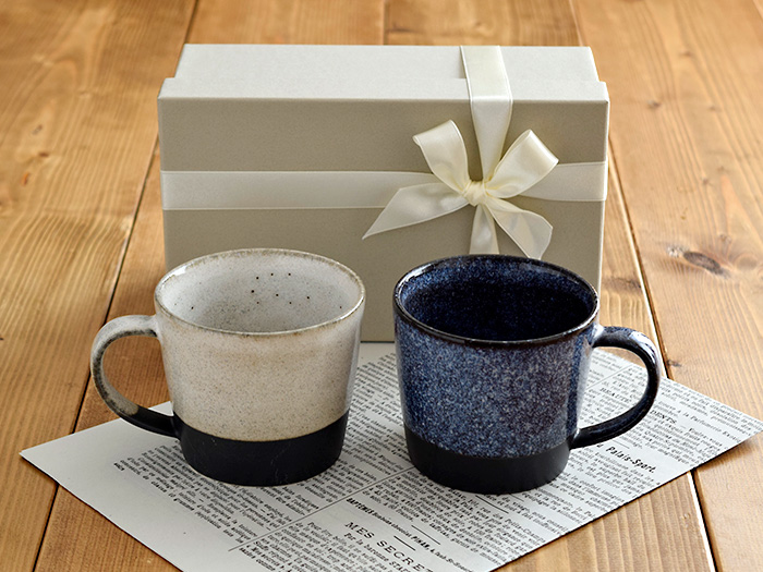 おしゃれなマグカップ ワイドマグ バイカラーをペアセットにした食器ギフト 結婚祝いや内祝いに人気