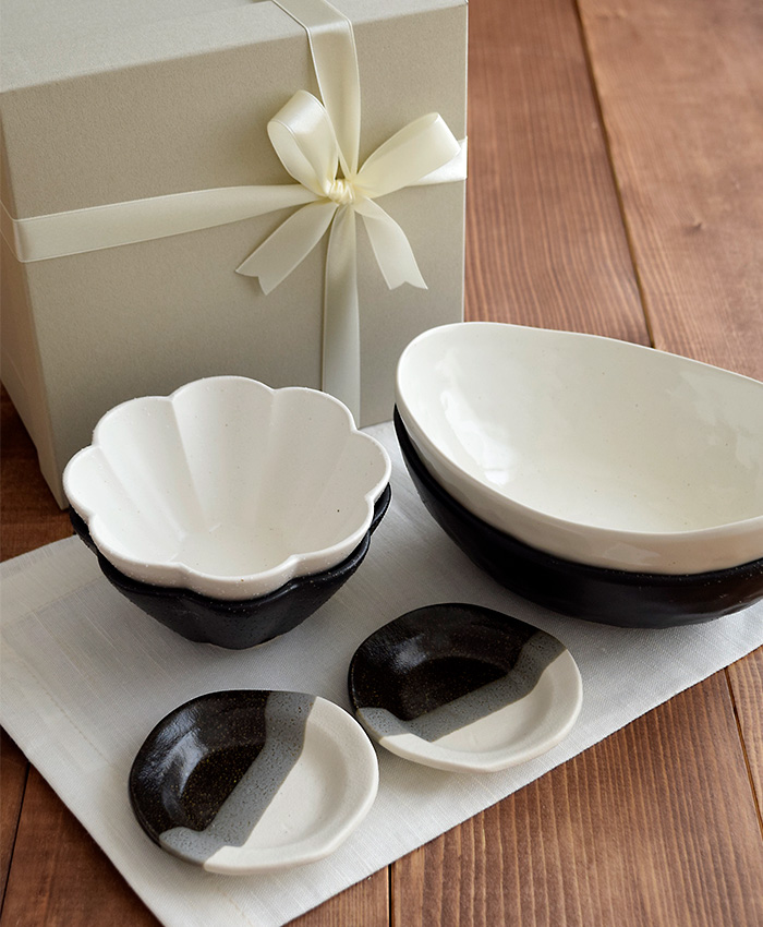 小鉢ボウル カレー皿 パスタ皿に使える楕円鉢 小皿の食器ペアギフトセット 結婚祝いに最適